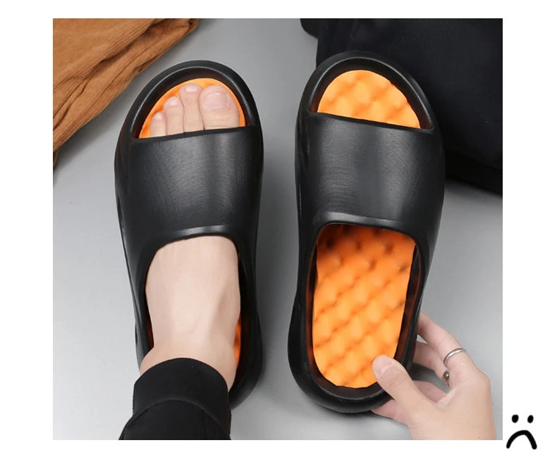 Fashion Men Massage Slippers Slides Indoor Outdoor Sandals Beach Casual Shoes Comfortable Sole Men's Slippers Big Size 38-47 New