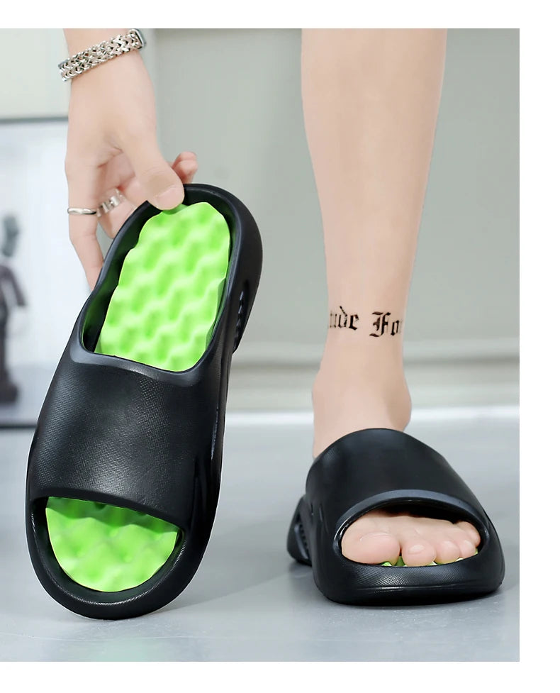 Fashion Men Massage Slippers Slides Indoor Outdoor Sandals Beach Casual Shoes Comfortable Sole Men's Slippers Big Size 38-47 New