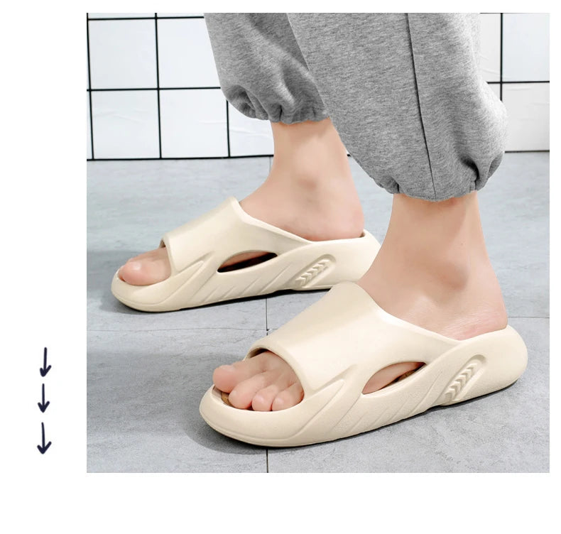 Fashion Men Massage Slippers Slides Indoor Outdoor Sandals Beach Casual Shoes Comfortable Sole Men's Slippers Big Size 38-47 New